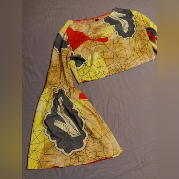 Shou Lai brand Halter Top - Size: Large (0396) - Picture 3 of 12